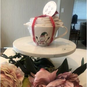 New Rae Dunn Snowman Measuring Cups